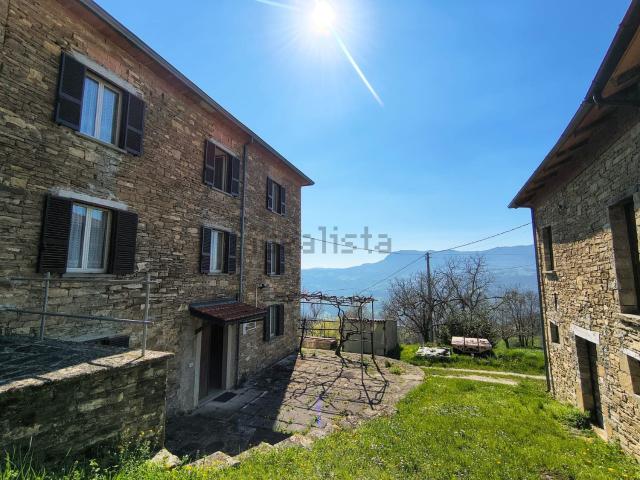 Casa di paese in vendita di 125 m² in Località Servini