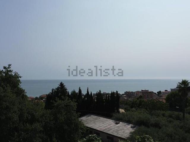 Casa di paese in vendita di 129 m² in Contrada Stagliano