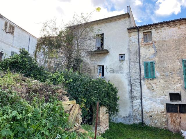 Casa di paese in vendita di 120 m² in Contrada Santa Liberata