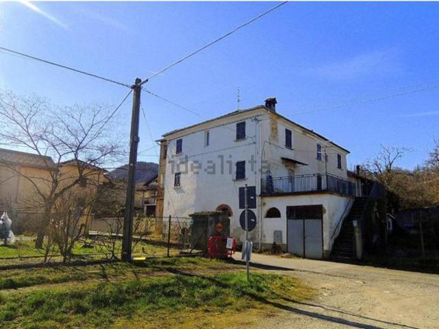 Casa di paese in vendita di 120 m² in Località Terio