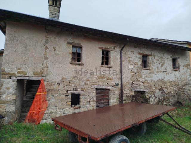 Casa di paese in vendita di 120 m² in Strada Parcellara Gazzoli Brodo