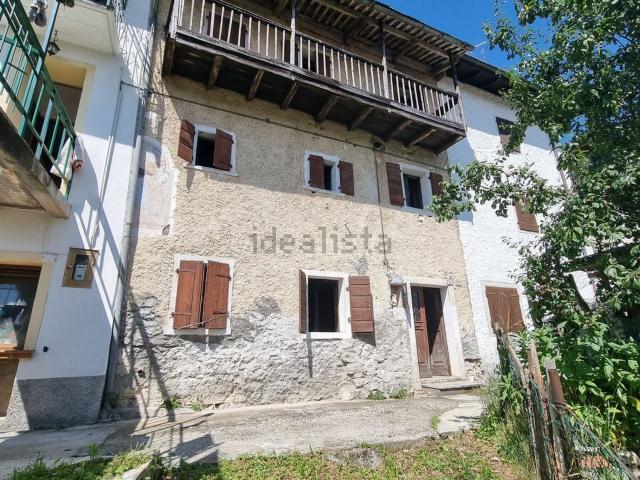 Casa di paese in vendita di 120 m² in Via Valdifabbro di Quà, 71