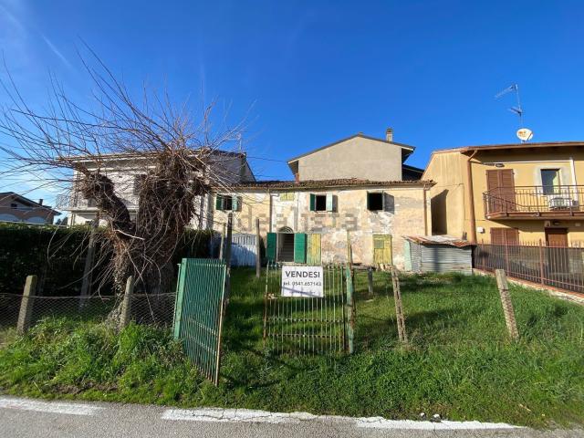 Casa di paese in vendita di 123 m² in Via Lagone, 30