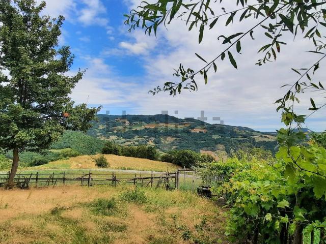 Casa di paese in vendita di 130 m² in Località Castana