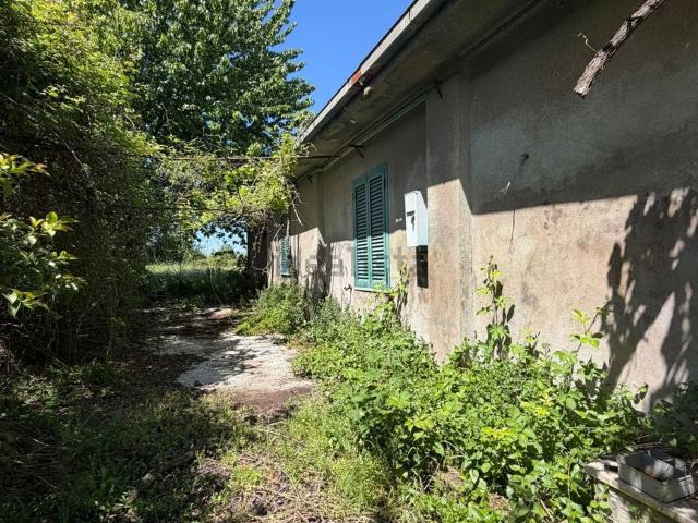 Casa di paese in vendita di 130 m² in Via Colle San Giovanni
