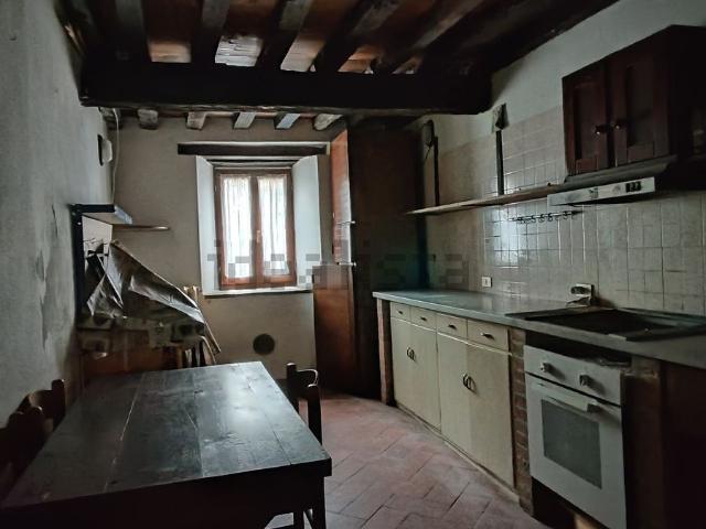Casa di paese in vendita di 130 m² in Via delle Grazie