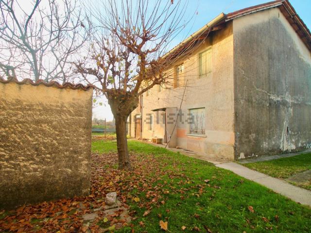 Casa di paese in vendita di 130 m² in Via di Selve, 6