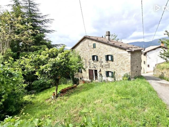 Casa di paese in vendita di 130 m² in Via Visignano