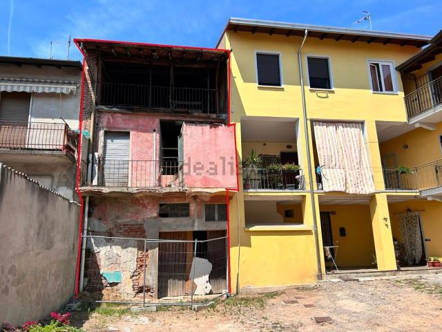 Casa di paese in vendita di 132 m² in Via Bianchi, 3
