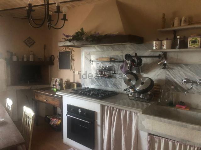 Casa di paese in vendita di 133 m² in Via XI Febbraio, 3