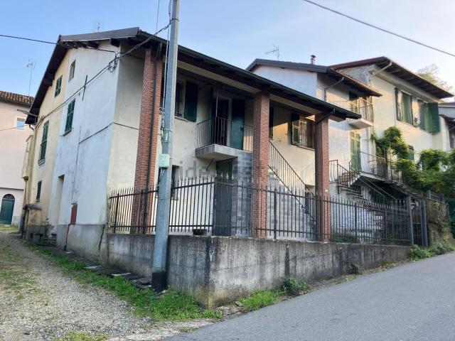 Casa di paese in vendita di 147 m² in Via Vecchia Novi Ligure, 6