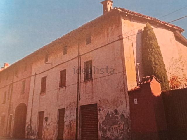 Casa di paese in vendita di 151 m² in Via Roma, 100
