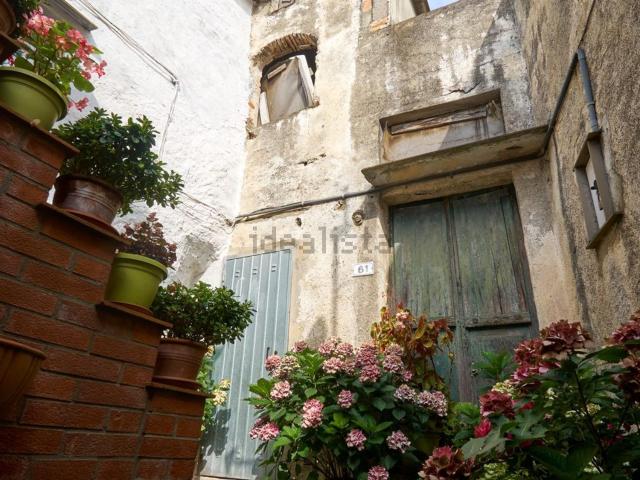 Casa di paese in vendita di 165 m² in Frazione Gameragna