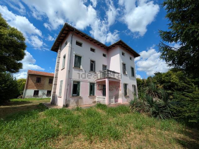 Casa di paese in vendita di 165 m² in Via Villanova di Sotto, 9