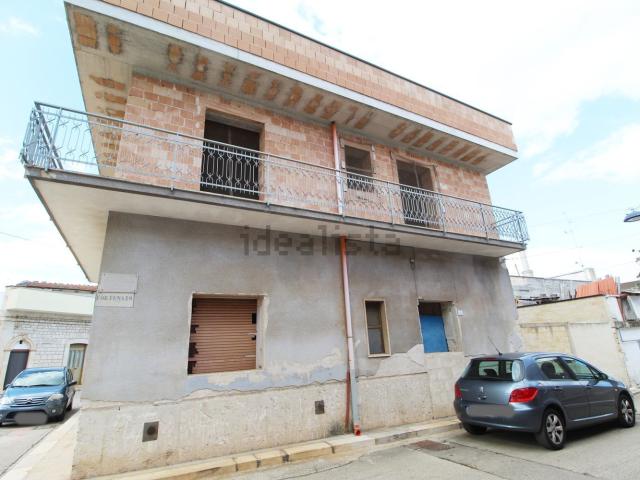 Casa di paese in vendita di 160 m² in Via Gaetano Salvemini, 3