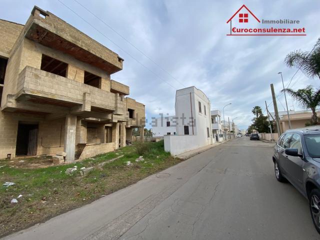 Casa di paese in vendita di 175 m² in Viale Stazione