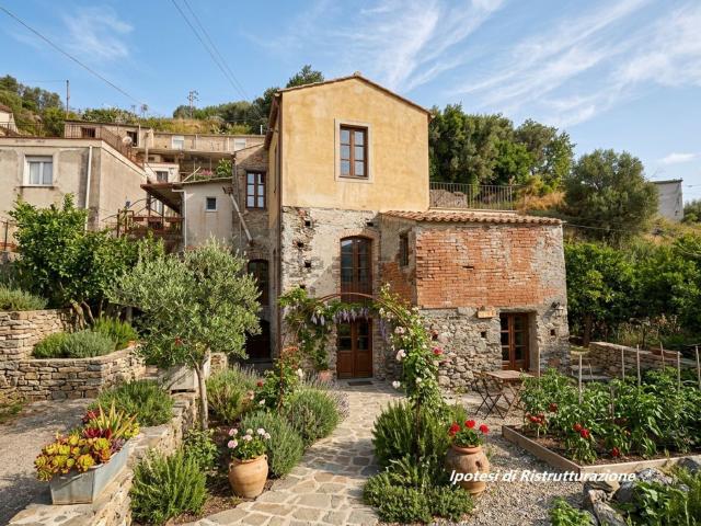 Casa di paese in vendita di 173 m² in Strada Vaiella