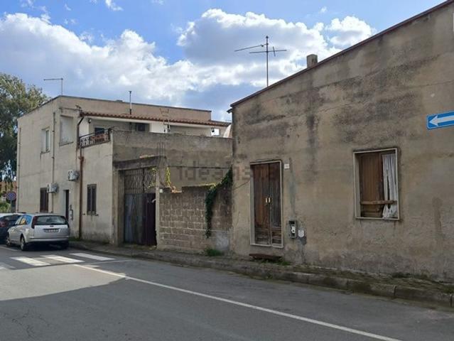 Casa di paese in vendita di 185 m² in Via Armando Diaz, 164