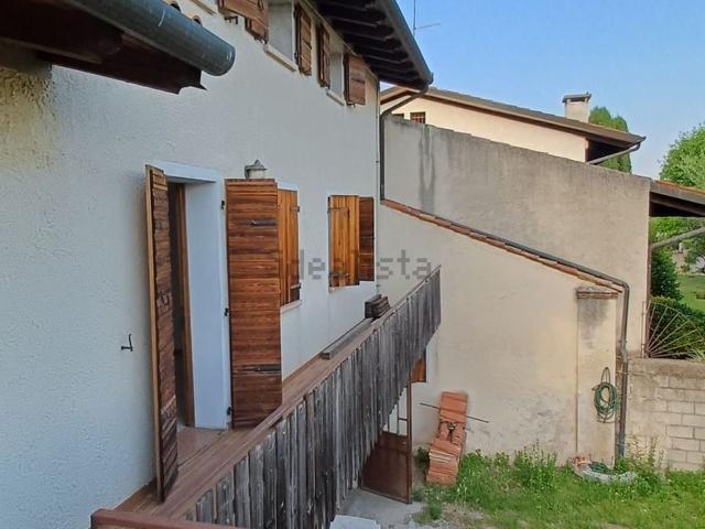 Casa di paese in vendita di 188 m² in Viale San Giuseppe