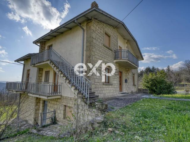 Casa di paese in vendita di 200 m² in Strada per Miratoio