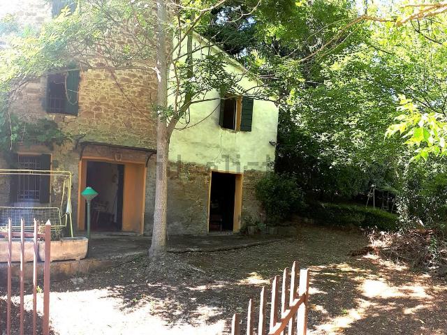 Casa di paese in vendita di 200 m² in Via Torricella