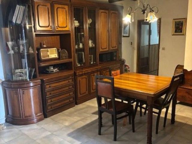 Casa di paese in vendita di 220 m² in Via Rimembranze, 8