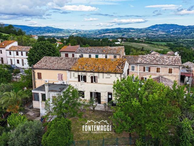 Casa di paese in vendita di 235 m²
