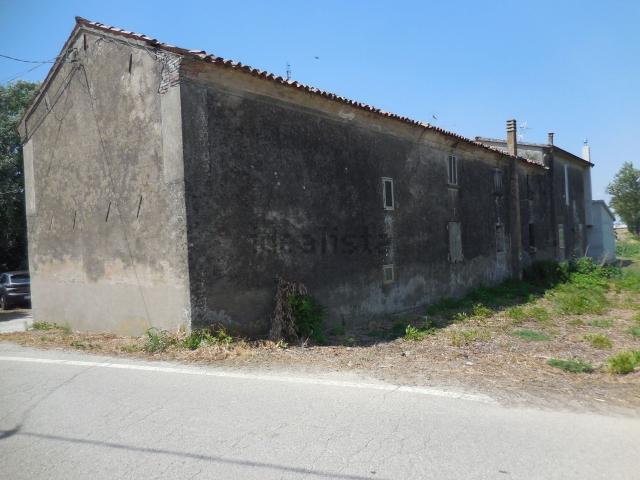 Casa di paese in vendita di 240 m²
