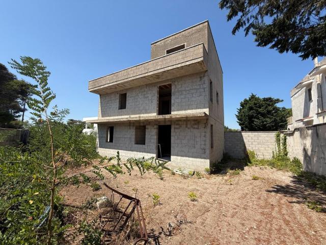 Casa di paese in vendita di 275 m² in Via Giuseppe Parini