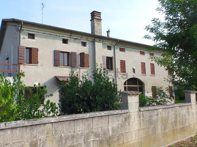 Casa di paese in vendita di 270 m² in Via Tontola, 983