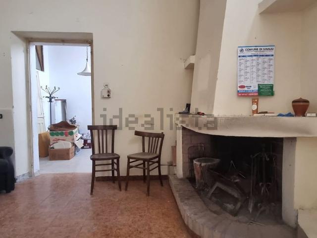 Casa di paese in vendita di 280 m² in Via G. Deledda, 10