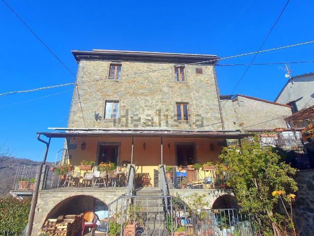 Casa di paese in vendita di 283 m²