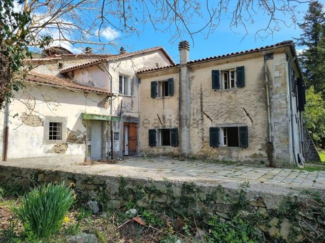 Casa di paese in vendita di 300 m²
