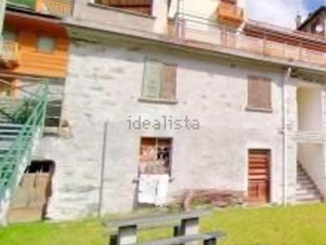 Casa di paese in vendita di 300 m² in Località Primolo