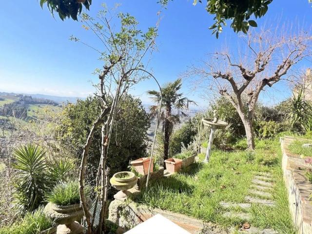 Casa di paese in vendita di 314 m²