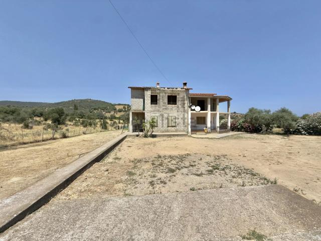 Casa di paese in vendita di 330 m²