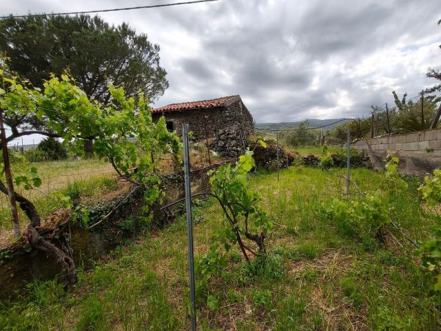 Casa di paese in vendita di 35 m² in Via Ferraro