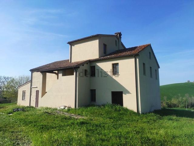 Casa di paese in vendita di 400 m² in Contrada Coste