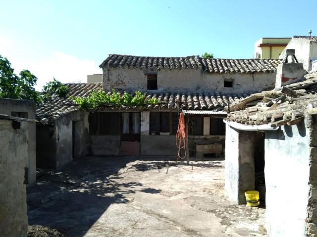 Casa di paese in vendita di 400 m² in Via gorizia