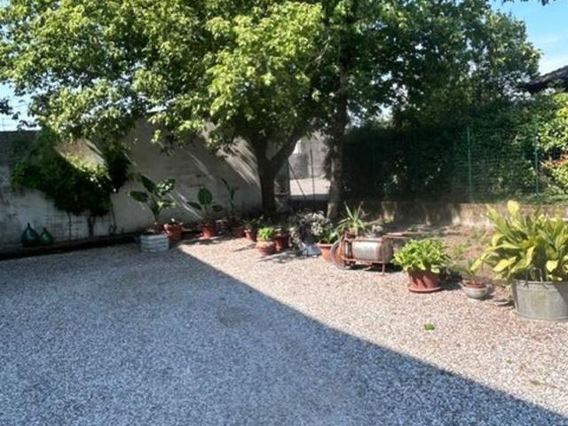 Casa di paese in vendita di 450 m² in Via Chiesa