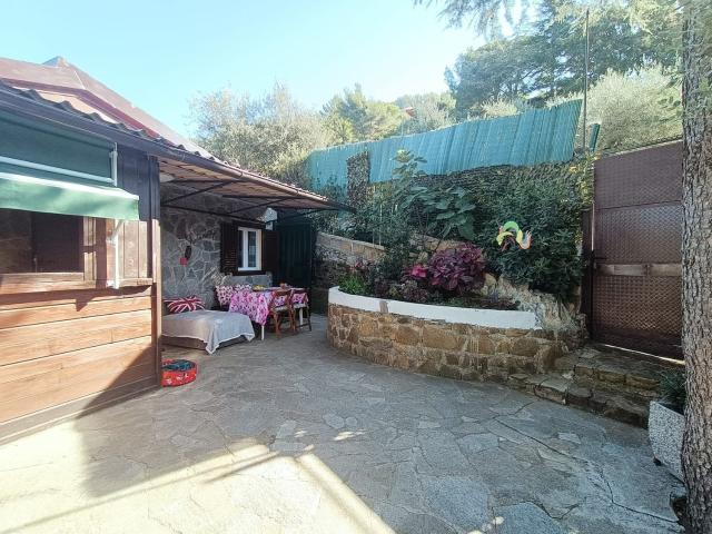 Casa di paese in vendita di 45 m² in Strada della villa, 9