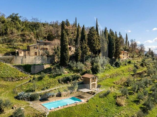 Casa di paese in vendita di 500 m²