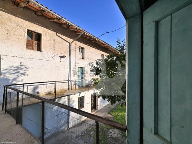 Casa di paese in vendita di 510 m²