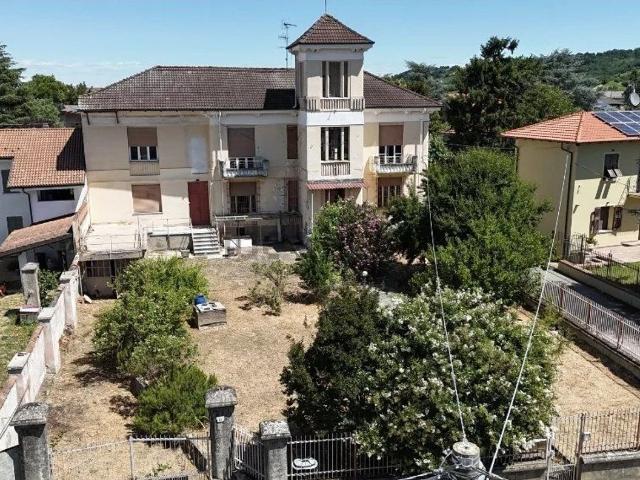 Casa di paese in vendita di 513 m²