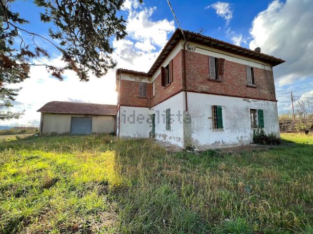 Casa di paese in vendita di 550 m² in Strada Provinciale 38