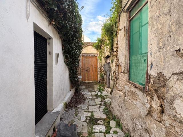 Casa di paese in vendita di 55 m² in Via San Giovanni al Sepolcro