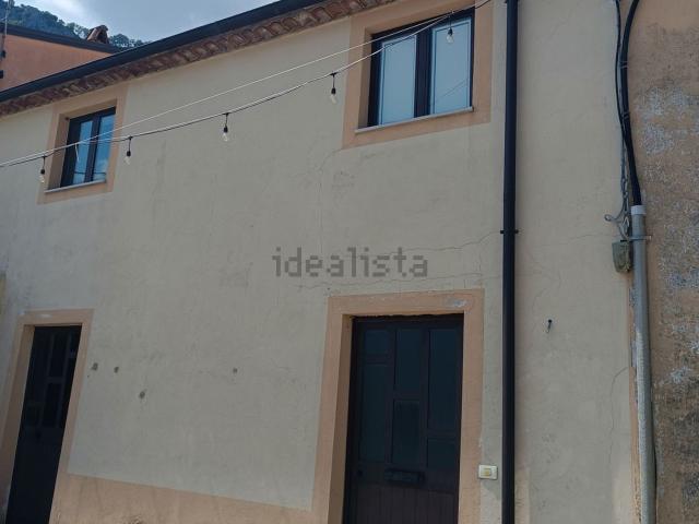 Casa di paese in vendita di 55 m² in Località Piazzetta, 20