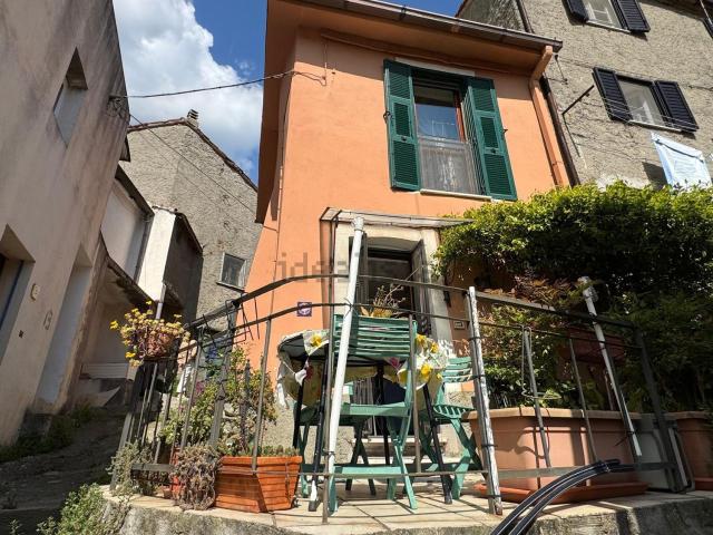 Casa di paese in vendita di 59 m² in Località Capanne, 10