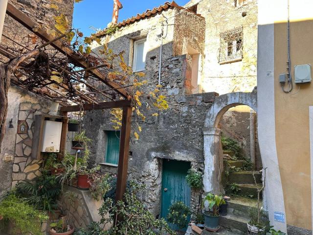 Casa di paese in vendita di 60 m² in Via Malta