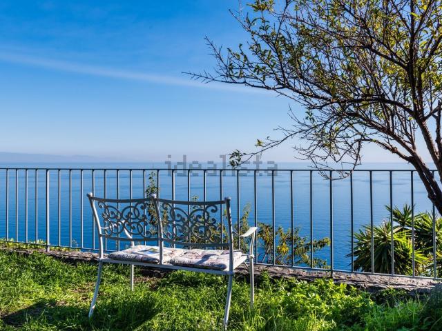 Casa di paese in vendita di 62 m² in Via Pacini, 26